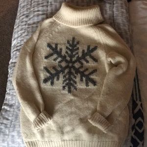 Snowflake turtleneck